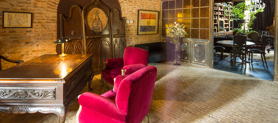 Biblioteca - La Alondra – Asunción, Hotel Factoria