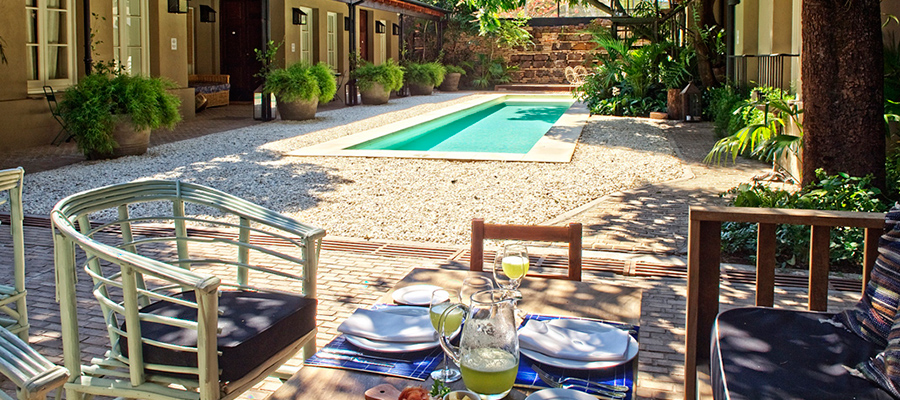 El Patio de Casa - La Alondra – Corrientes, Hotel Casa de Huéspedes